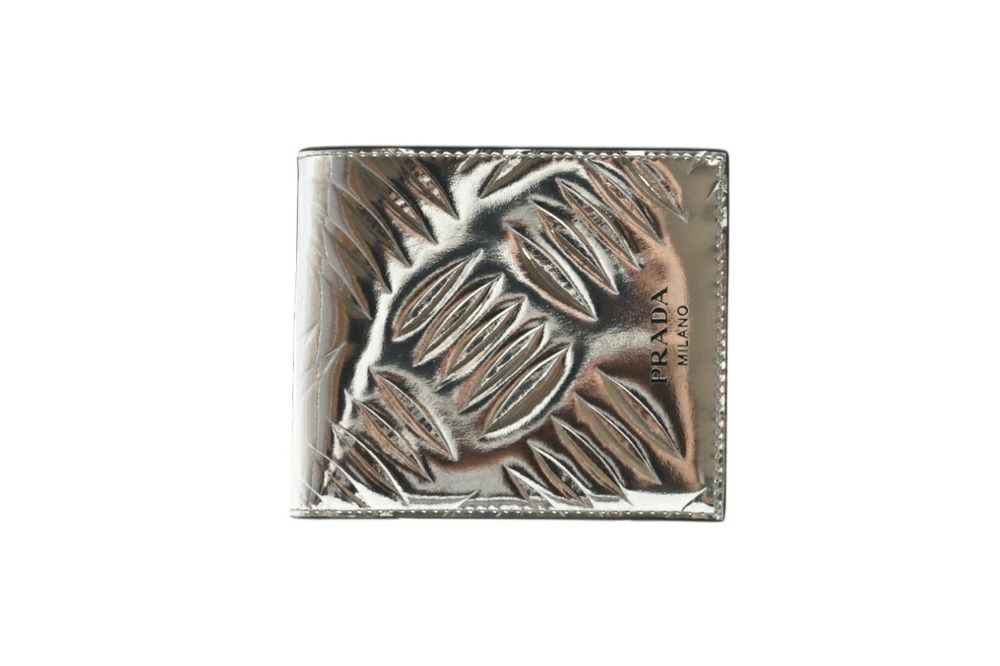 Prada fold Black compact wallet leather Silver bi Vernis Patent Black Silver